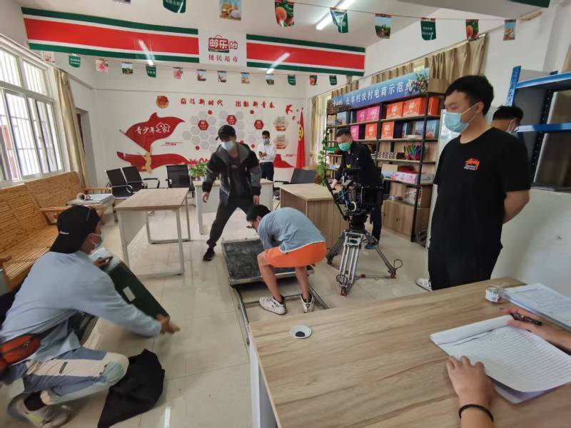 追星女孩心理学分析报告：遂平县广告片拍摄公司揭秘饭圈应援式传播逻辑
